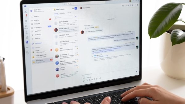 SIPPIO 和 Clerk Chat 为 Microsoft Teams 推出集成短信解决方案